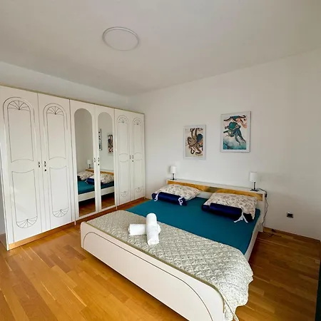 Marcelo Apartament *